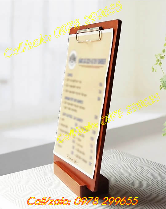 bien kệ menu để bàn ăn