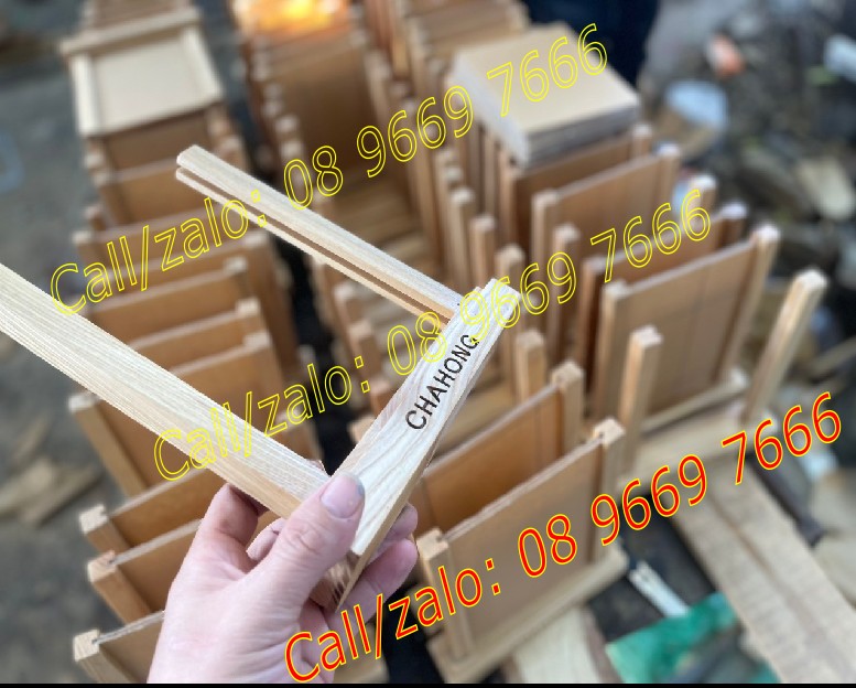 kệ gỗ menu để bàn khổ A4 đẹp